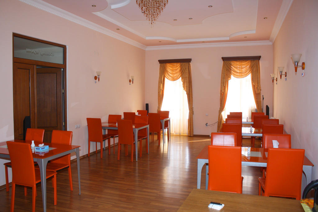 Christy Hotel Gorisz Kültér fotó